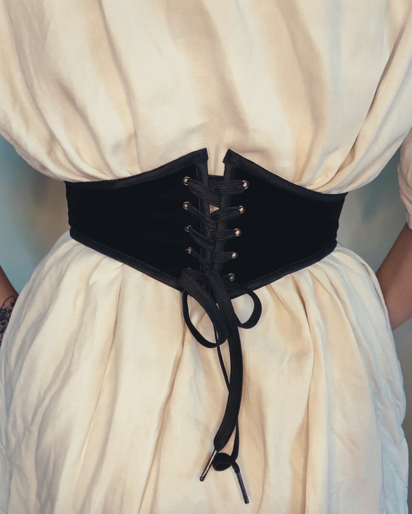 Wormwood Belt in Black Velvet