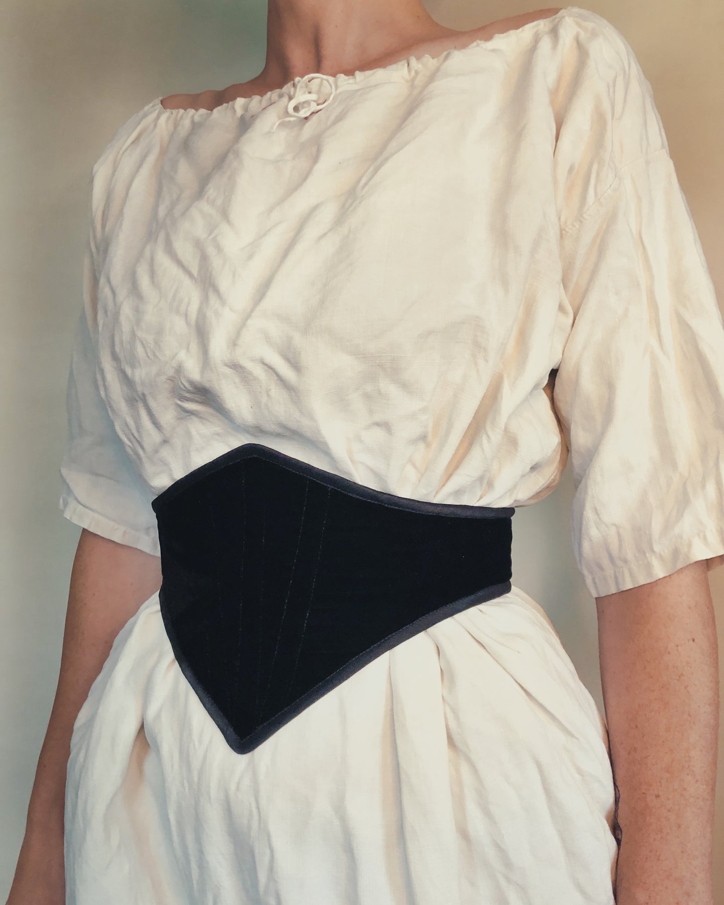 Wormwood Belt in Black Velvet