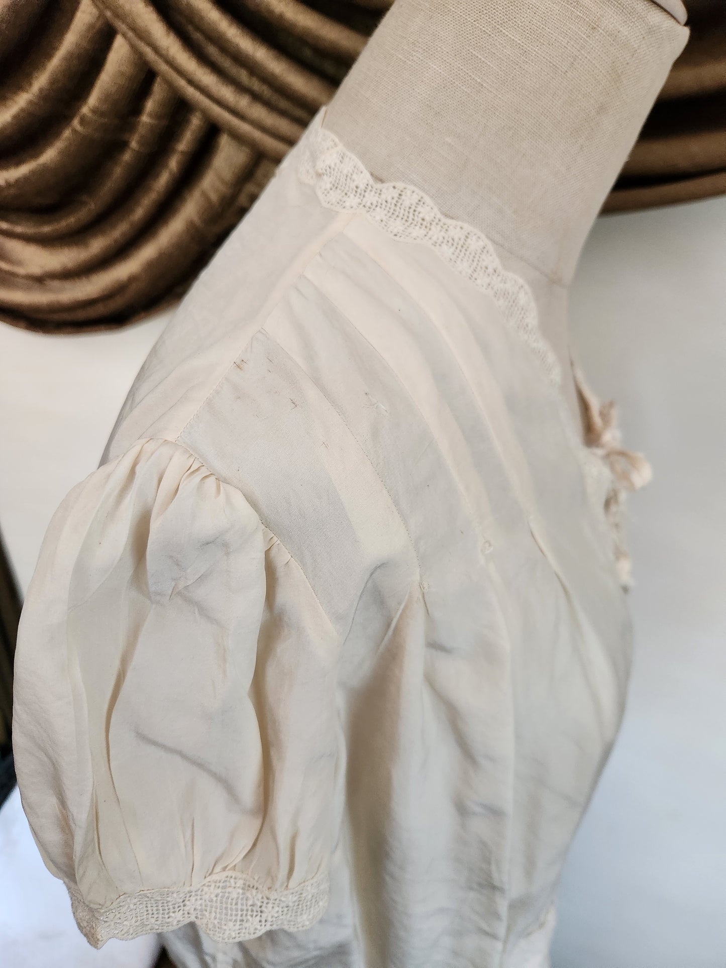 Barbizon Ivory Silk Bed Jacket