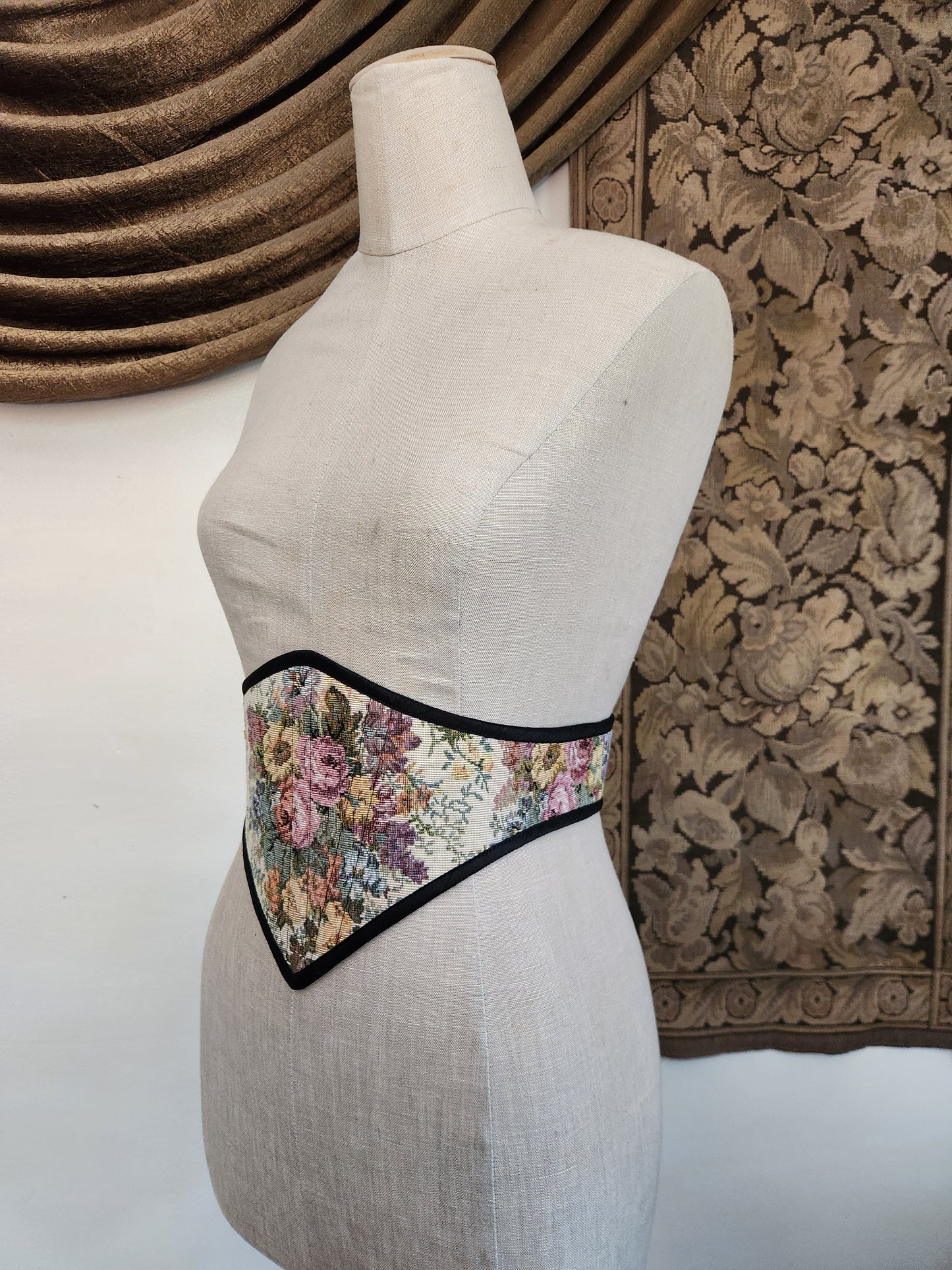 Tapestry Wormwood Belt (Large)