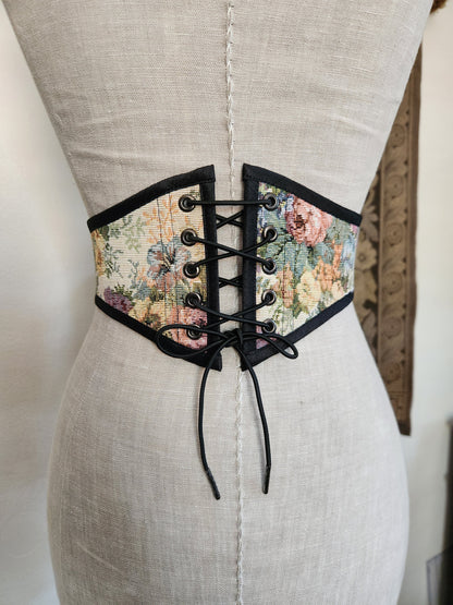 Tapestry Wormwood Belt (Large)